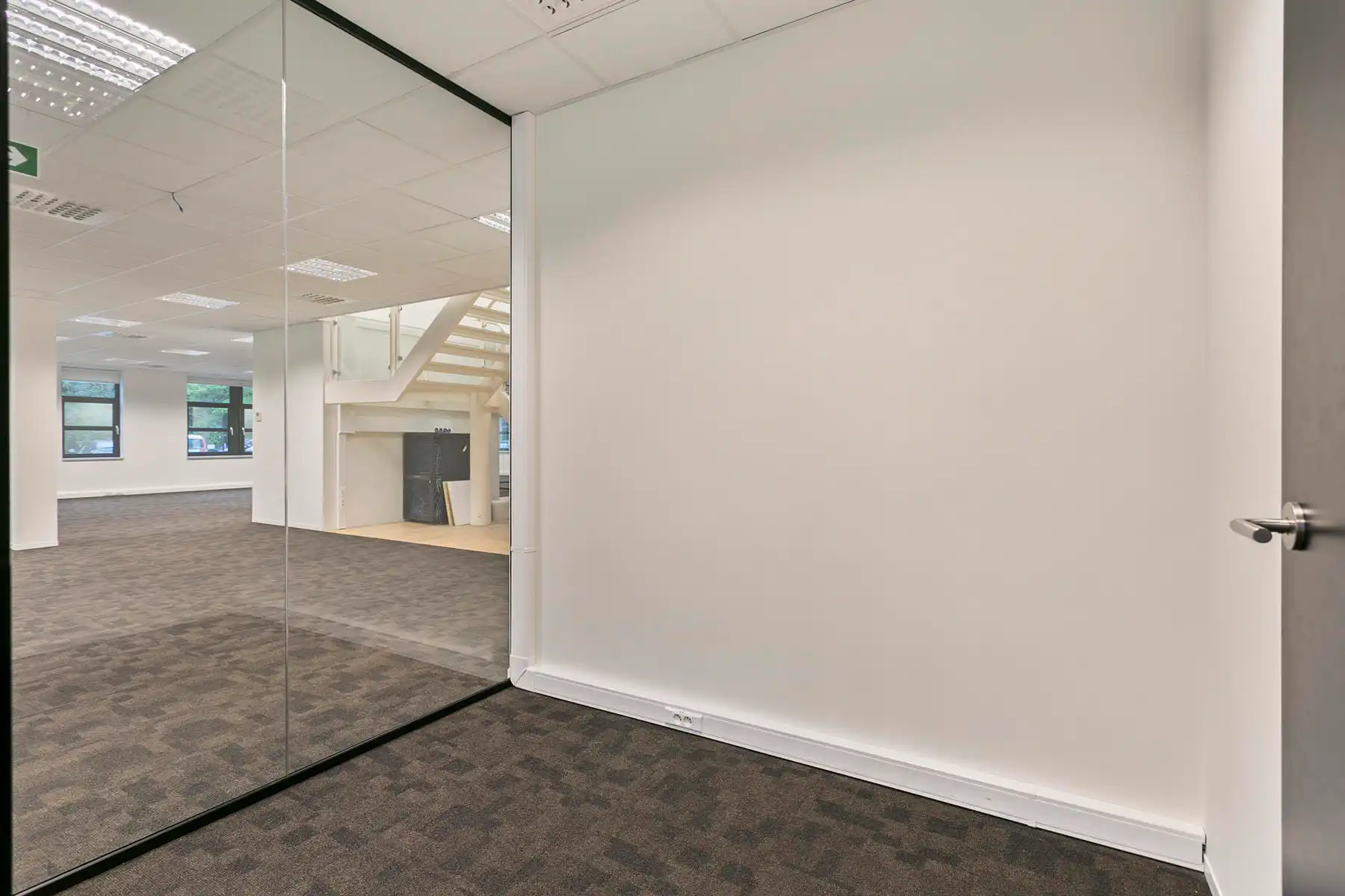 1ste verdieping van gebouw D foto 11