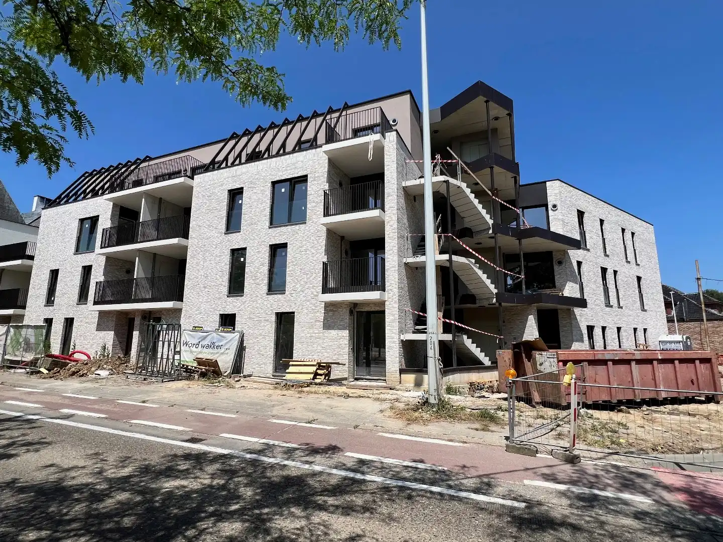 Nieuwbouwapp. met 1 slpk en mooi terras foto {{pictureIndex}}