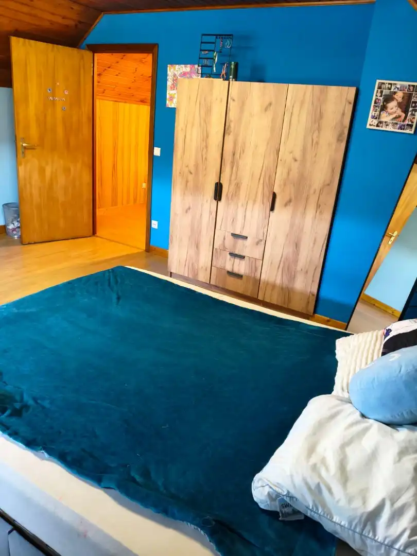 Ruime woning met 4 slaapkamers en garage en carport en tuin foto 22