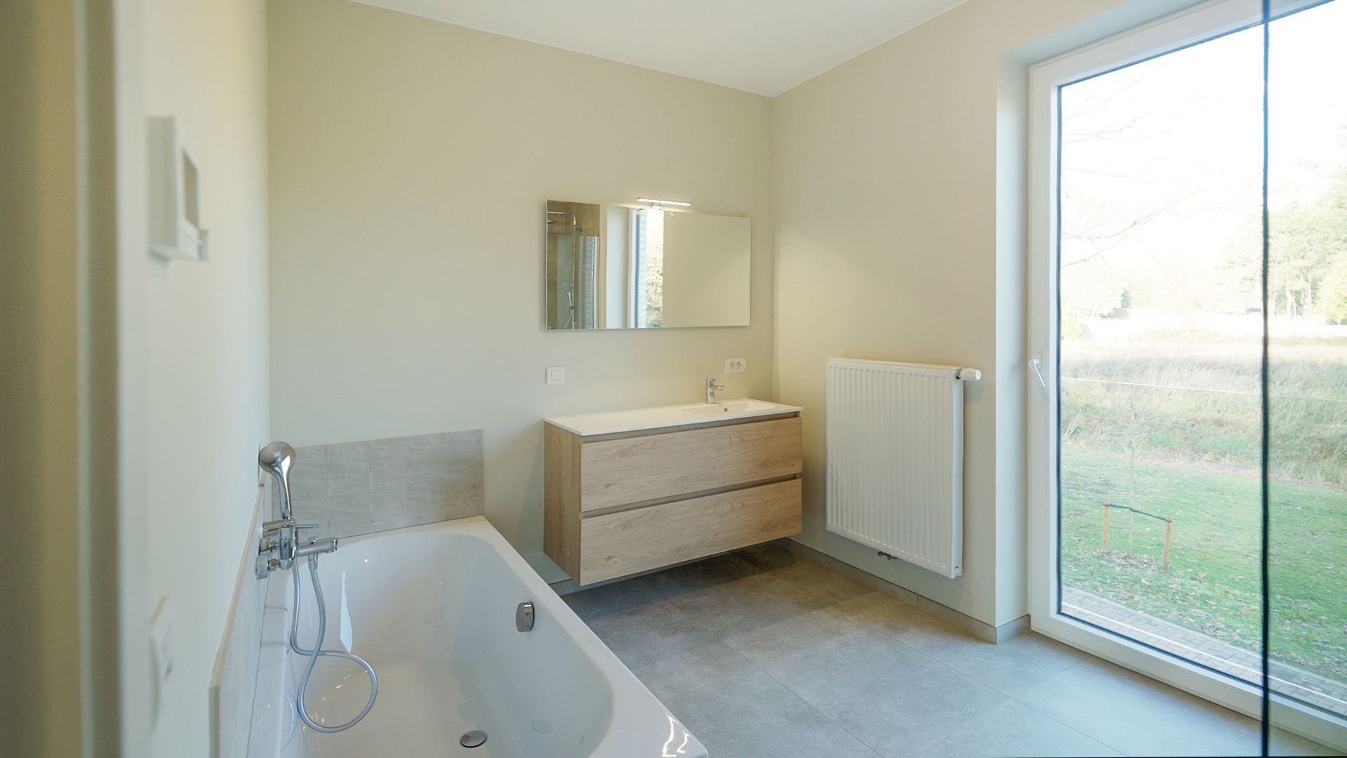 Energiezuinige halfopen bebouwing met 3 slpk’s en zongerichte tuin foto 11