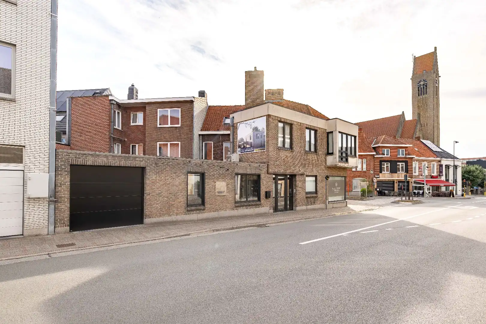 2 HANDELSPANDEN MET ÉÉN WOONGELEGENHEID OP TOPLOCATIE IN TIELT foto 26