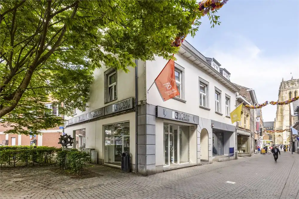 Te renoveren handelspand foto 4