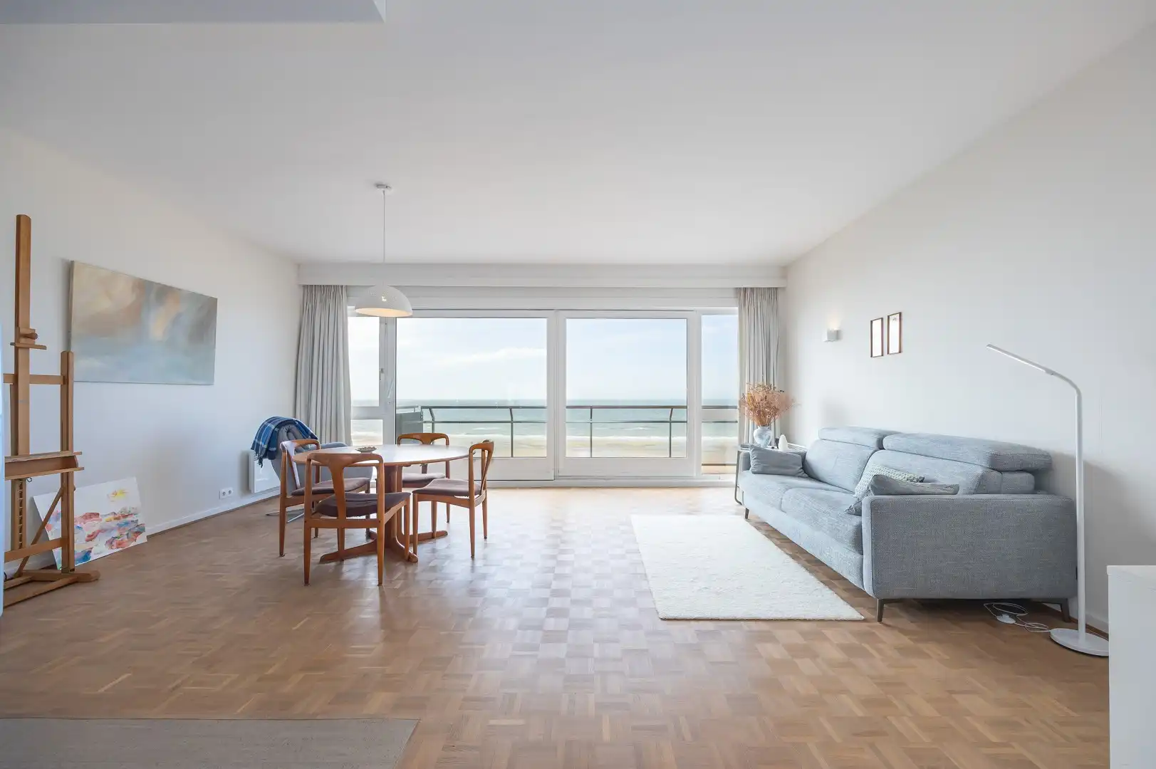 Appartement te koop foto {{pictureIndex}}