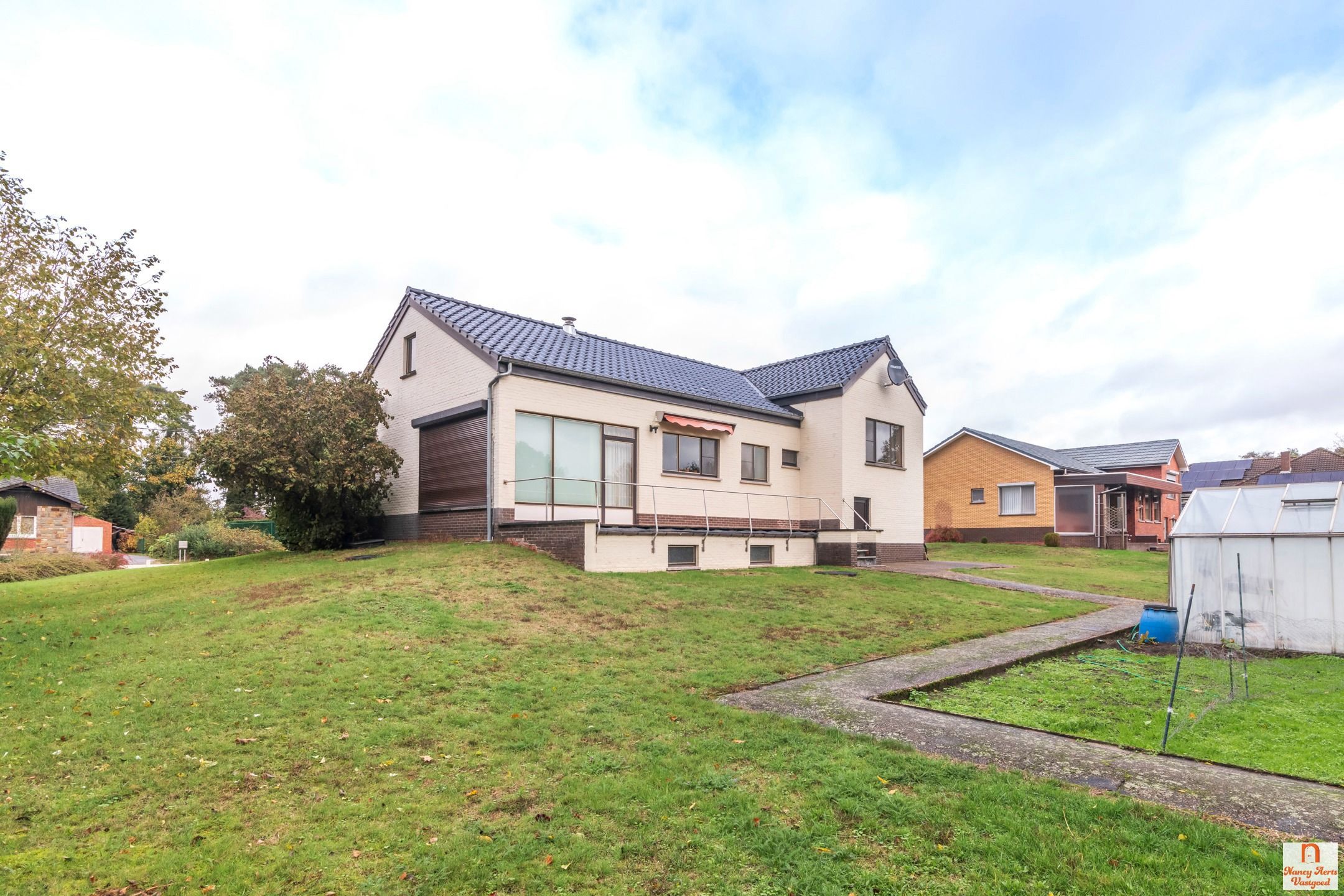 Sfeervolle thuis op een uitzonderlijke ligging in het groen foto 4