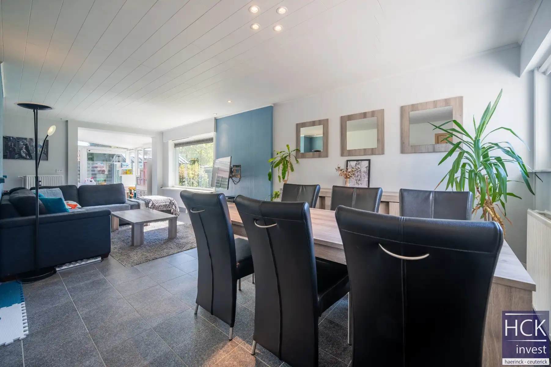 KRUISHOUTEM - Energiezuinige & instapklare woning met 3 SLPK. op toplocatie! foto 3