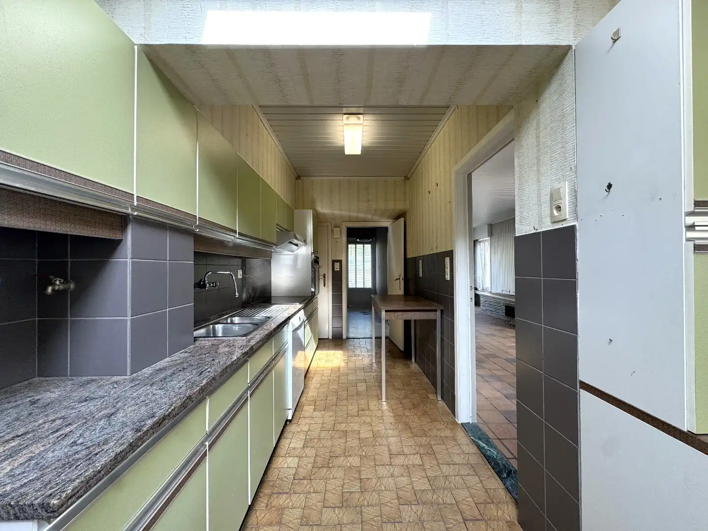 Te renoveren halfopen bebouwing met bijzonder veel potentieel in rustige verkavelingswijk foto 11