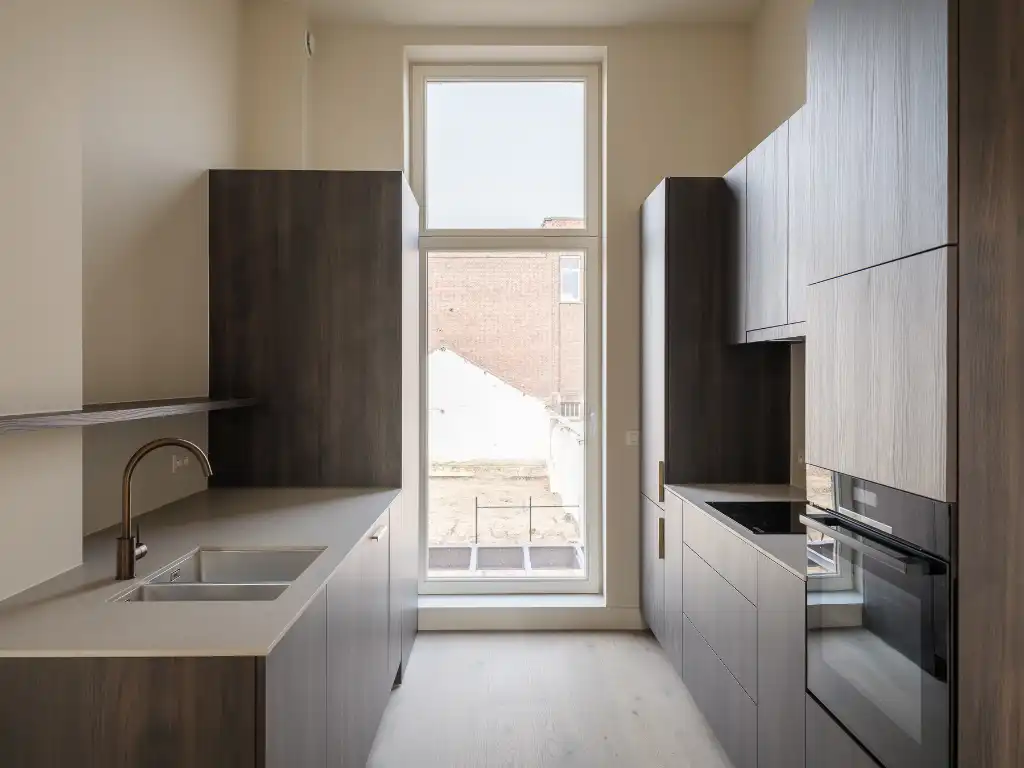 Sint-Amandsberg – Kwalitatief handelshuis met handelsruimte en woning met terras, op fietsafstand van het centrum van Gent foto 3