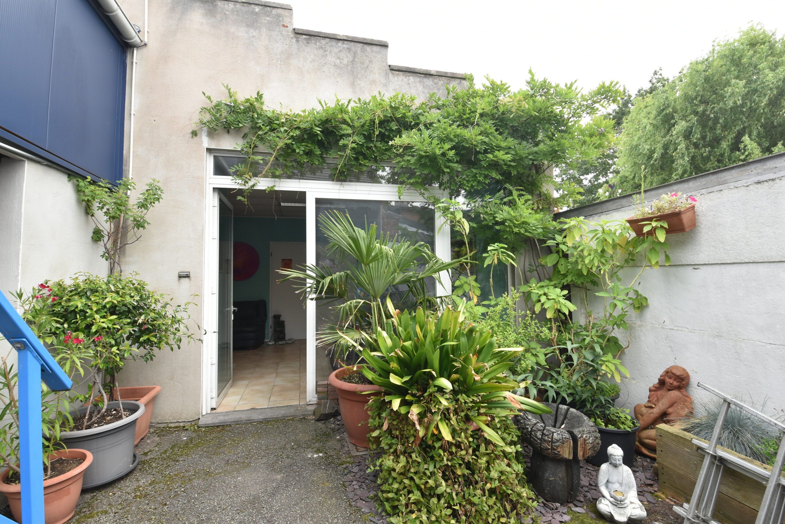 Atelier/praktijk met zeer ruime woonst in Nieuwkerken foto 27