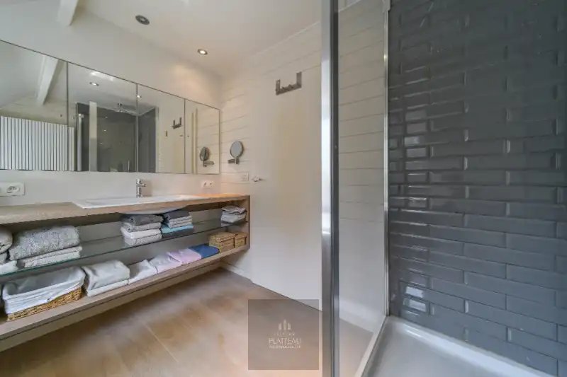 Charmante Mi Casa-villa op 1271m² op slechts 400 meter van zee. foto 28