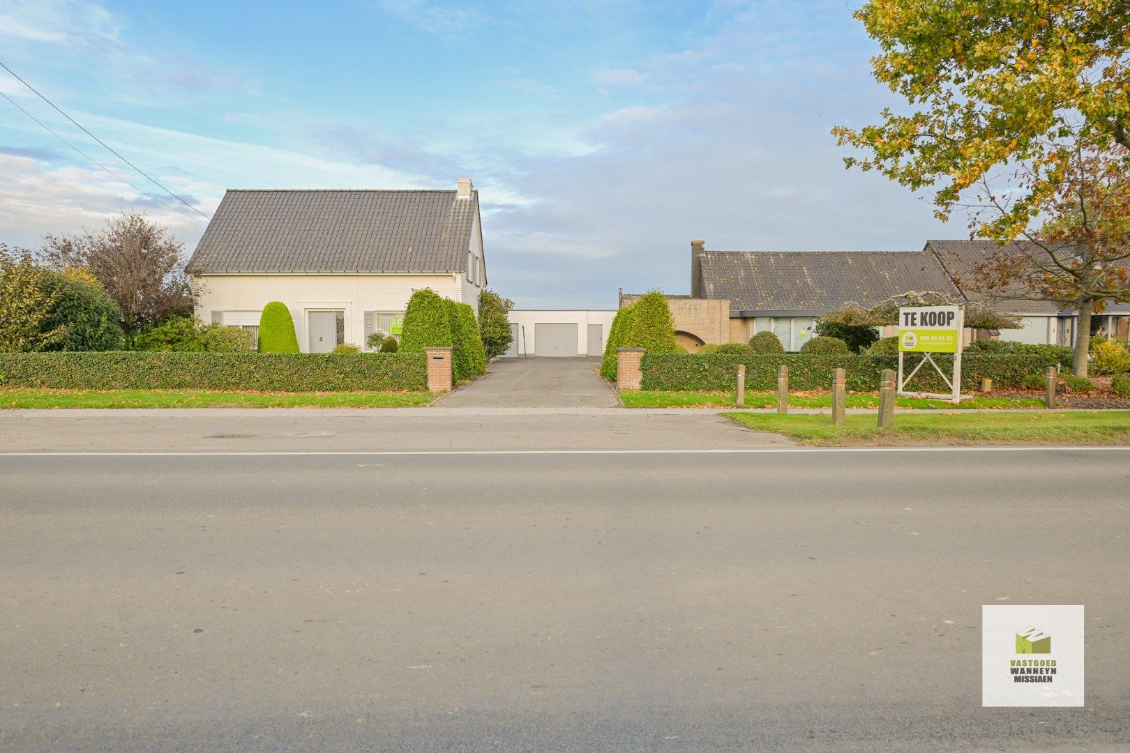 Kantoorruimte met afzonderlijke woning op 1056 m2 foto 24