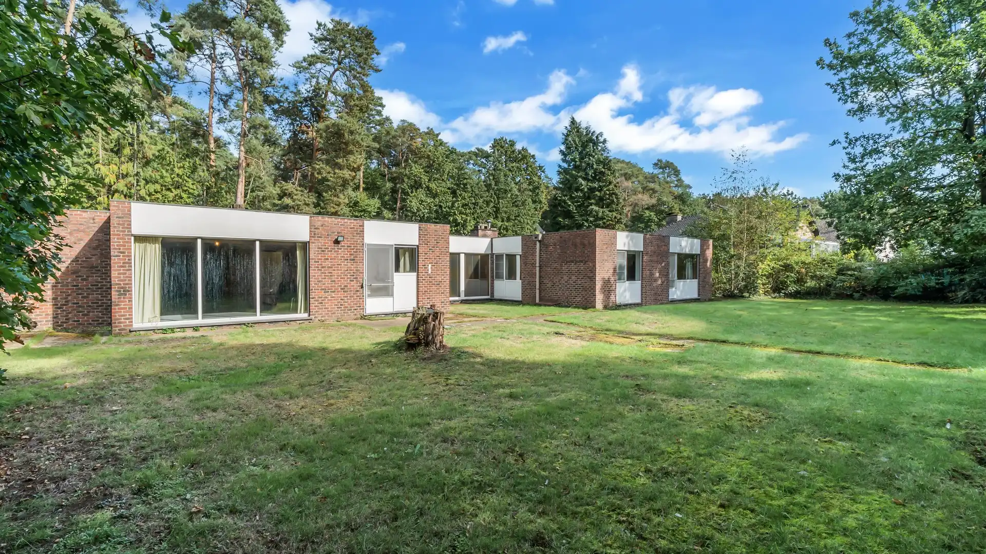 Unieke gelijkvloerse woning  (242 m²) op een uitzonderlijk groot perceel van 28a 17ca foto 21