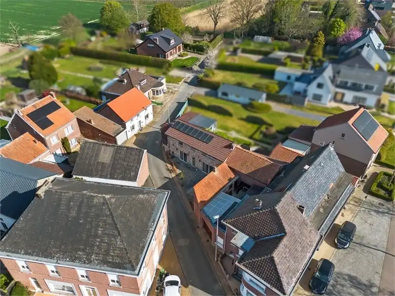 CHARMANT GERENOVEERDE WONING IN HET LANDELIJKE VELM foto 33