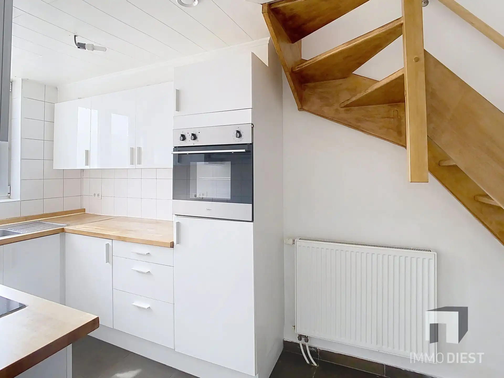 Kokette woning met drie slaapkamers rand Diest foto 7
