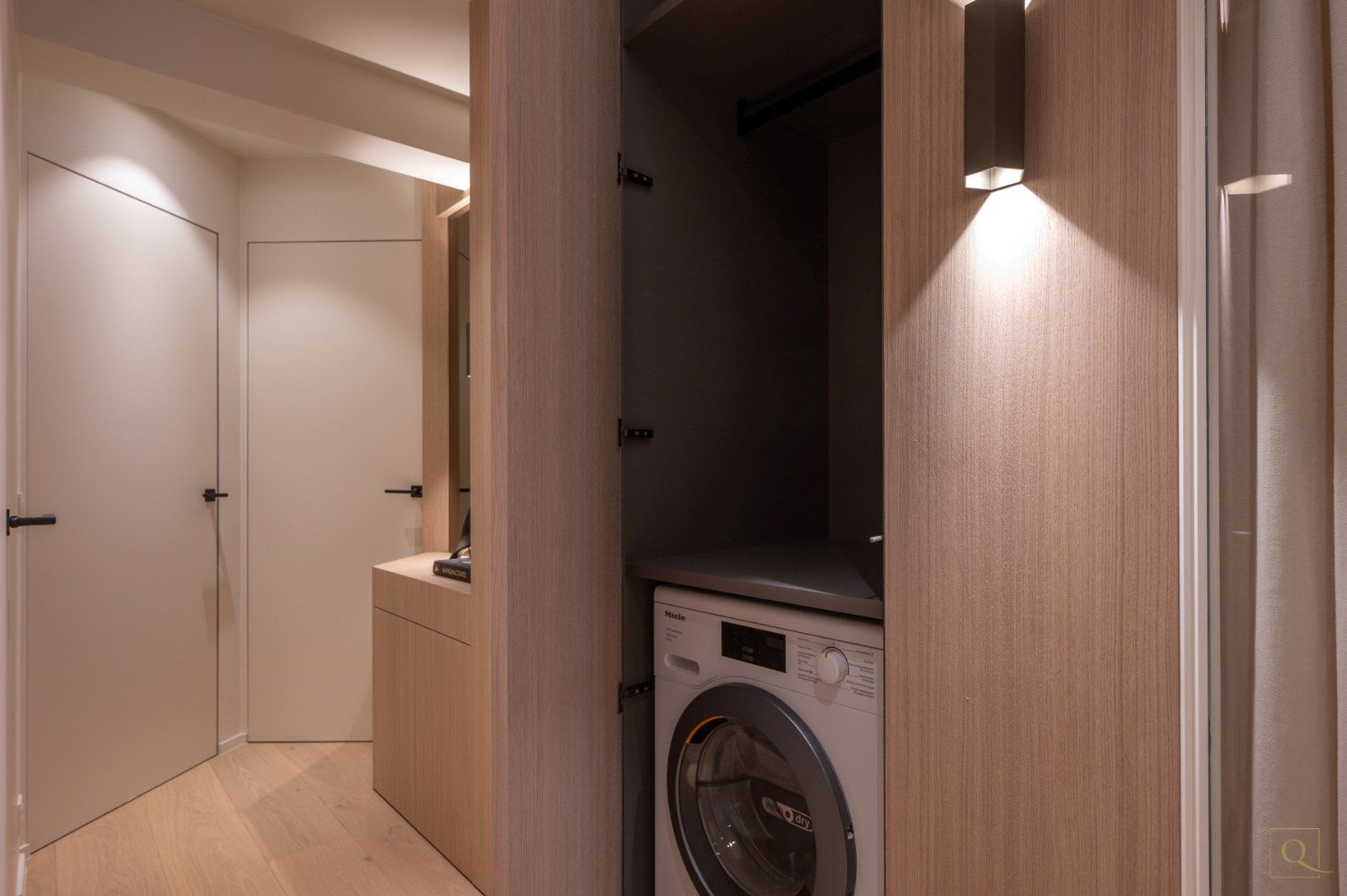 Luxueus gerenoveerd 3 slk appartement te centrum Knokke met ruime parking  foto 19