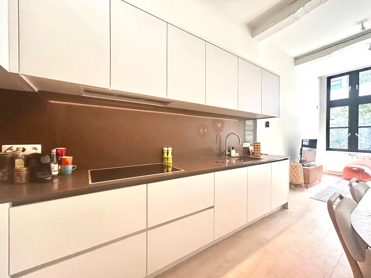Unieke duplex nabij de Groenplaats te huur  foto 4