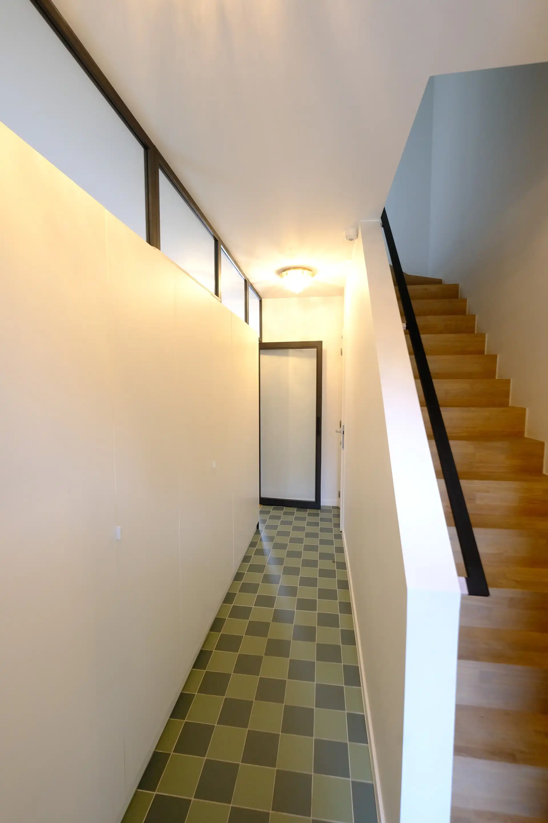 luxueus ingerichte woning met 3 slaapkamers in het gezellige Oud-Rekem foto 10
