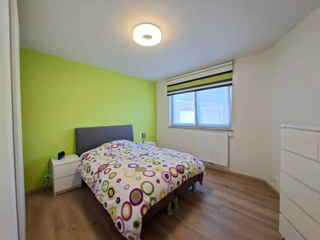 Instapklaar, smaakvol gerenoveerd appartement te Zonhoven foto 11