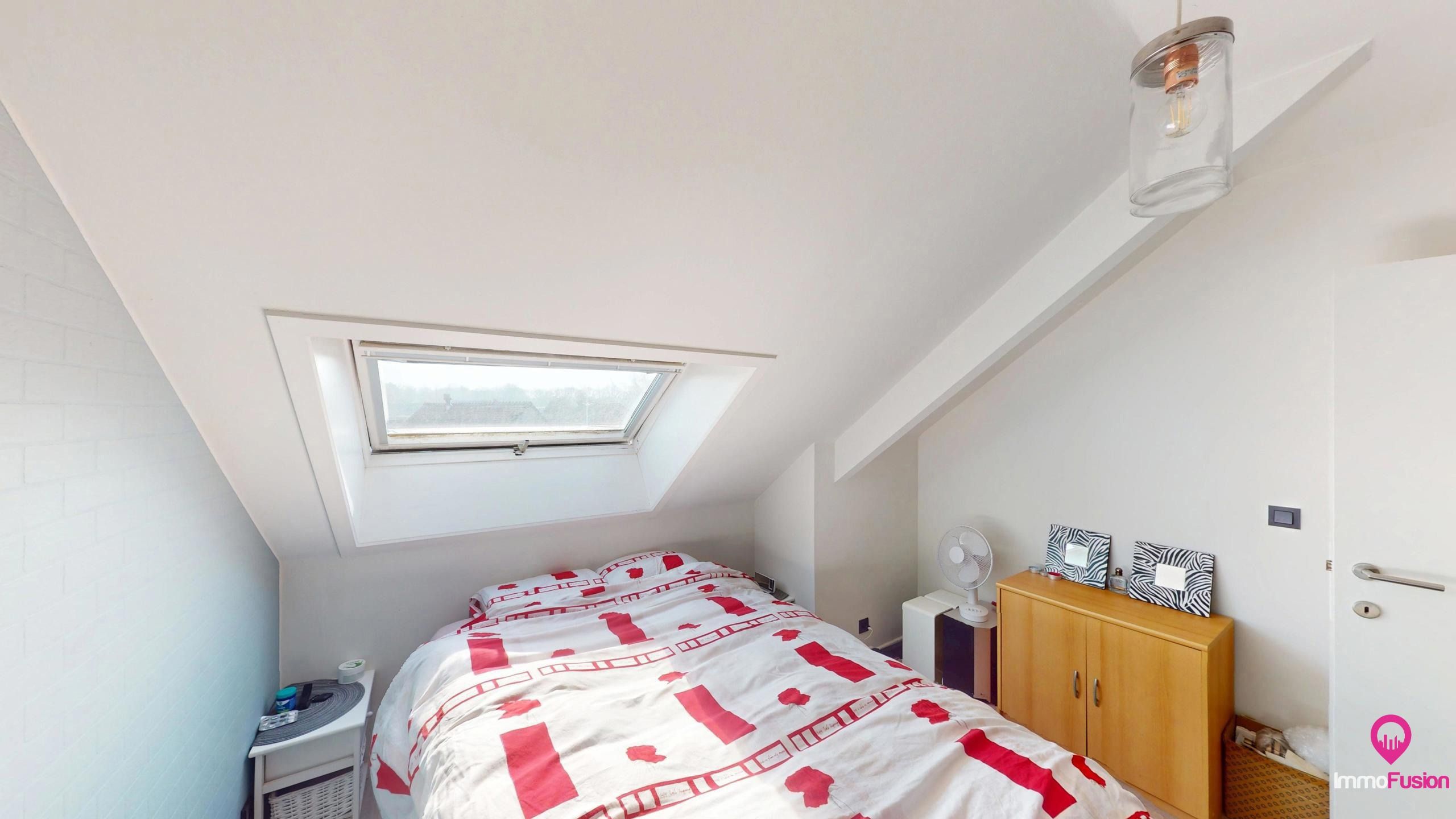 Dubbel appartement met potentieel, rustig gelegen in Eversel! foto 16