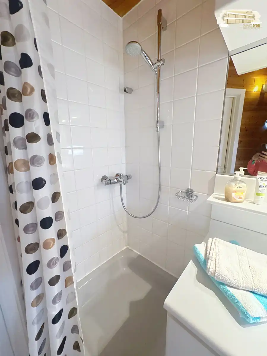 Seizoensverhuur 2 - 8 pers met zeezicht/Z-terras à 295 Eur/d foto 17