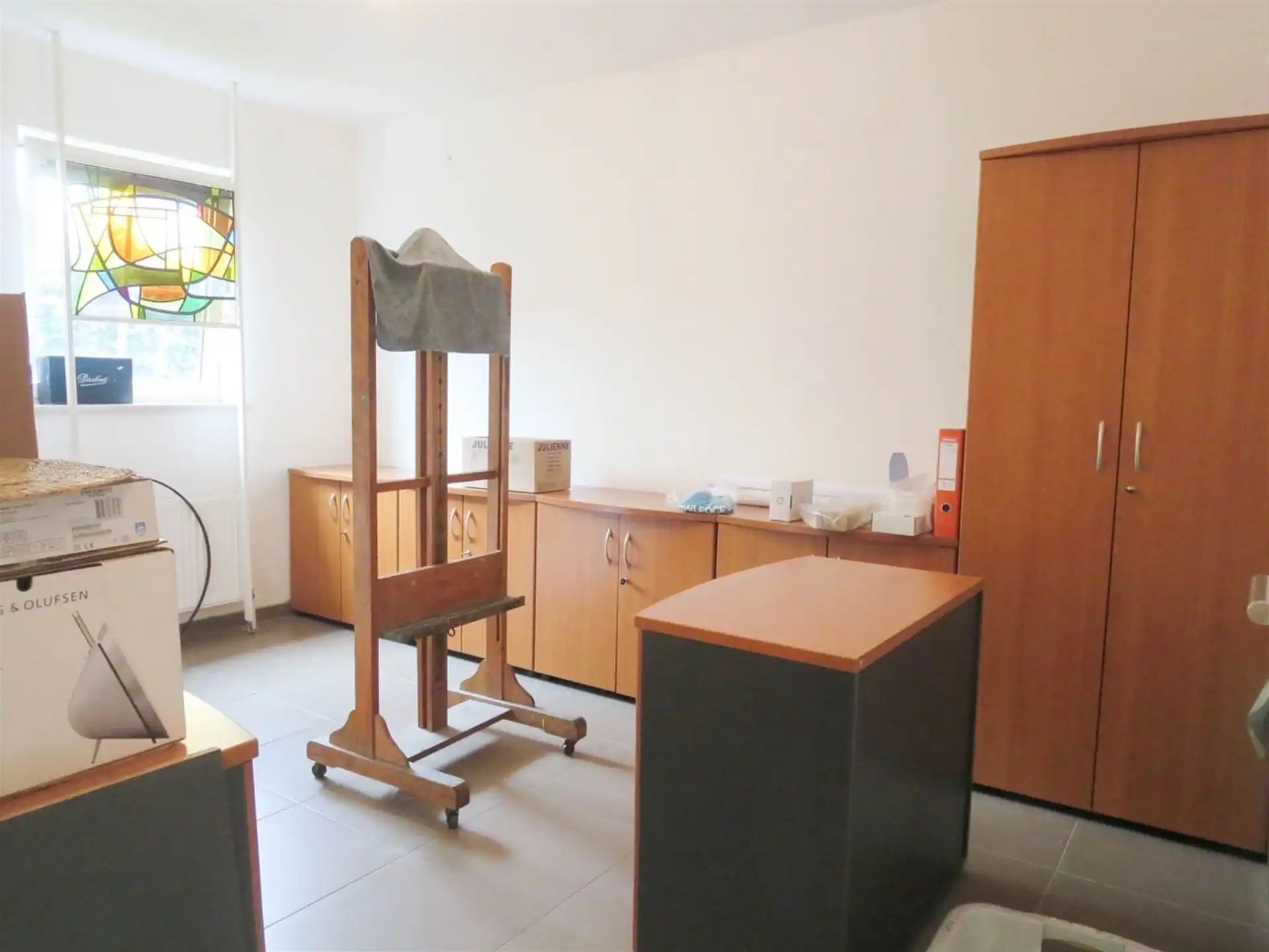 Aan de stadsrand gelegen gelijkvloers appartement foto 7