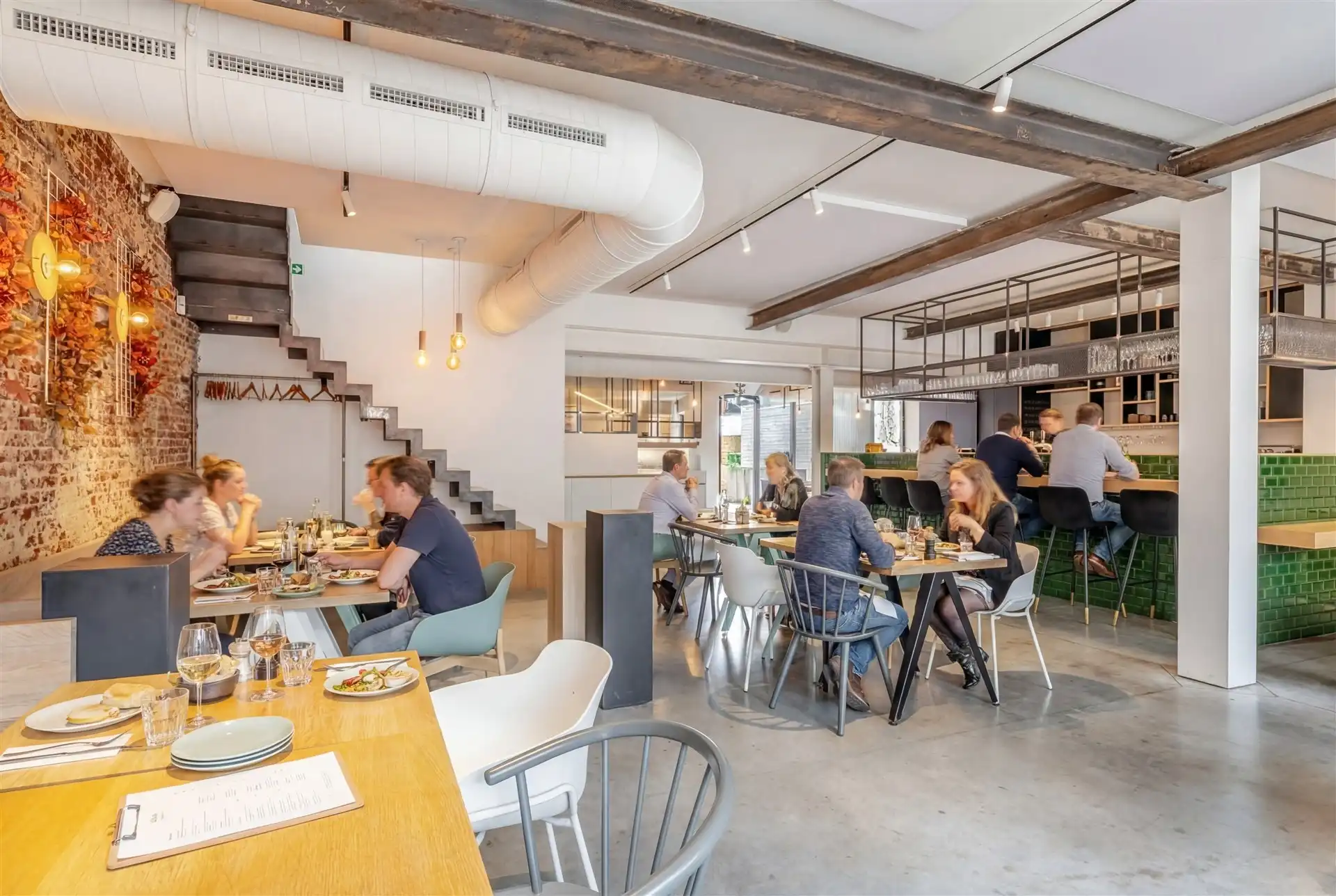 Instapklaar hoogwaardig restaurant inclusief inrichting en meubilair  foto 6