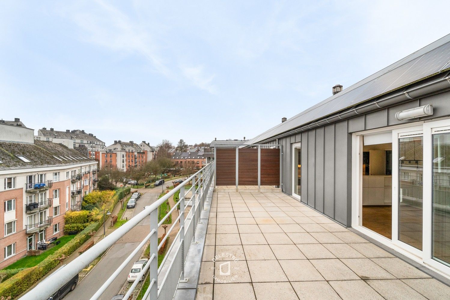 ZALIGE ZONNIGE PENTHOUSE MET GIGA TERRAS VAN 42 M2 + 2 PARKINGS + KELDER foto 3