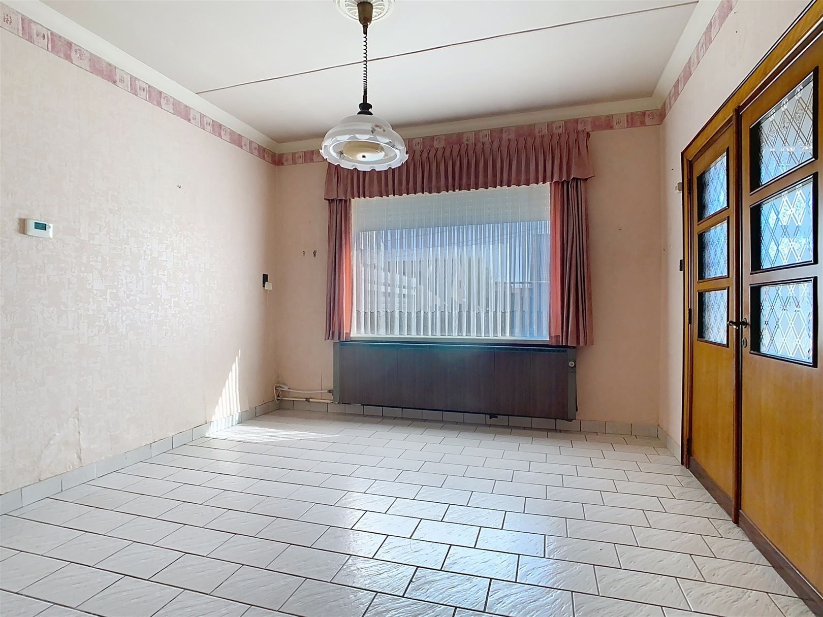 Te renoveren woning, 4 slpks, bijgebouwen, tuin, 9a 71ca  foto 10
