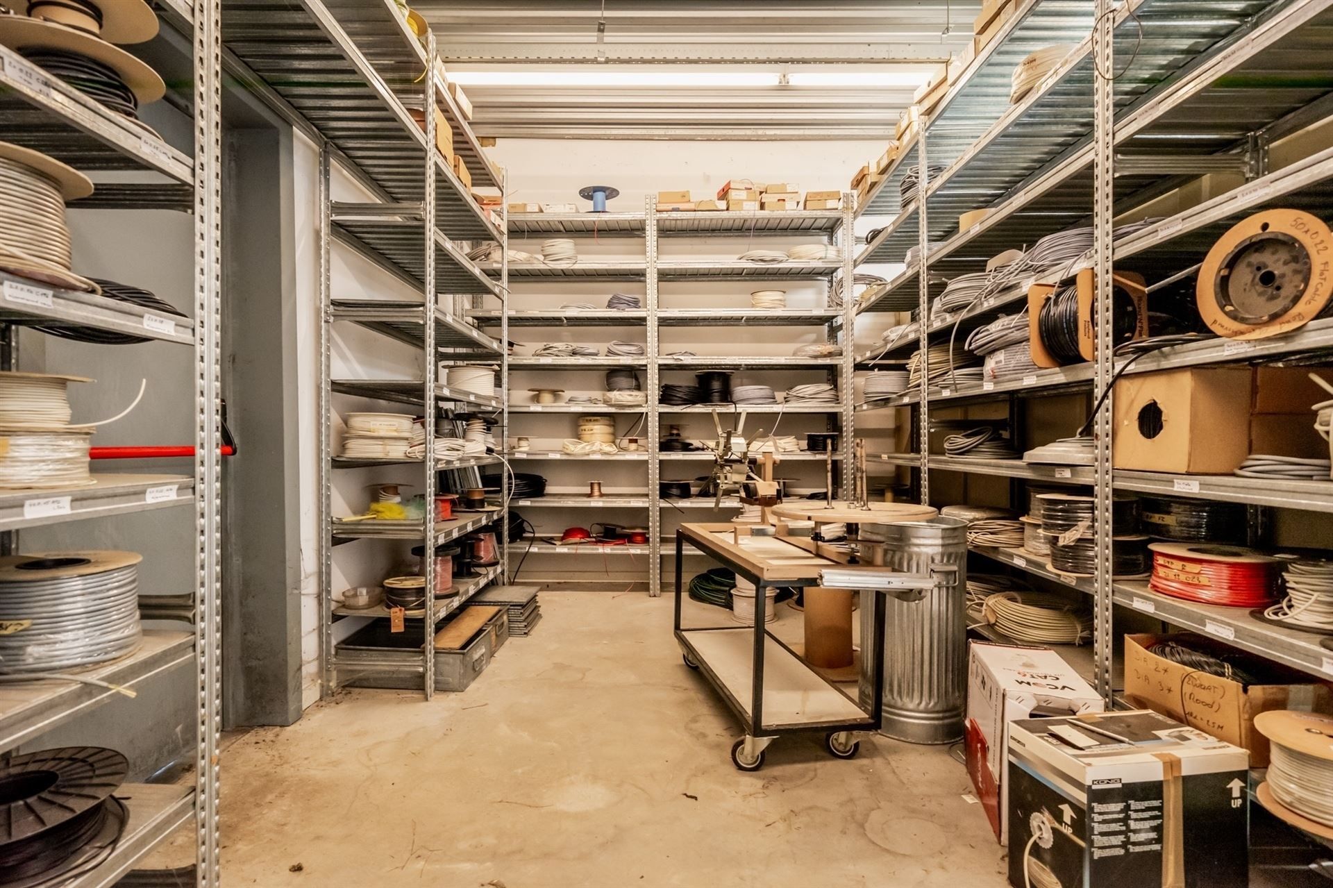 Instapklaar Handelspand op Toplocatie Te Mechelen foto 10