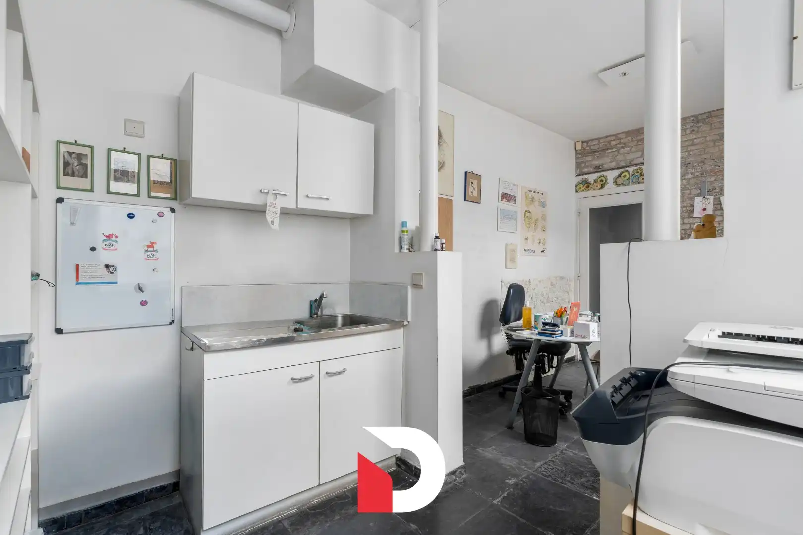 Karaktervolle woning met uitzonderlijk potentieel in hartje Brugge foto 6