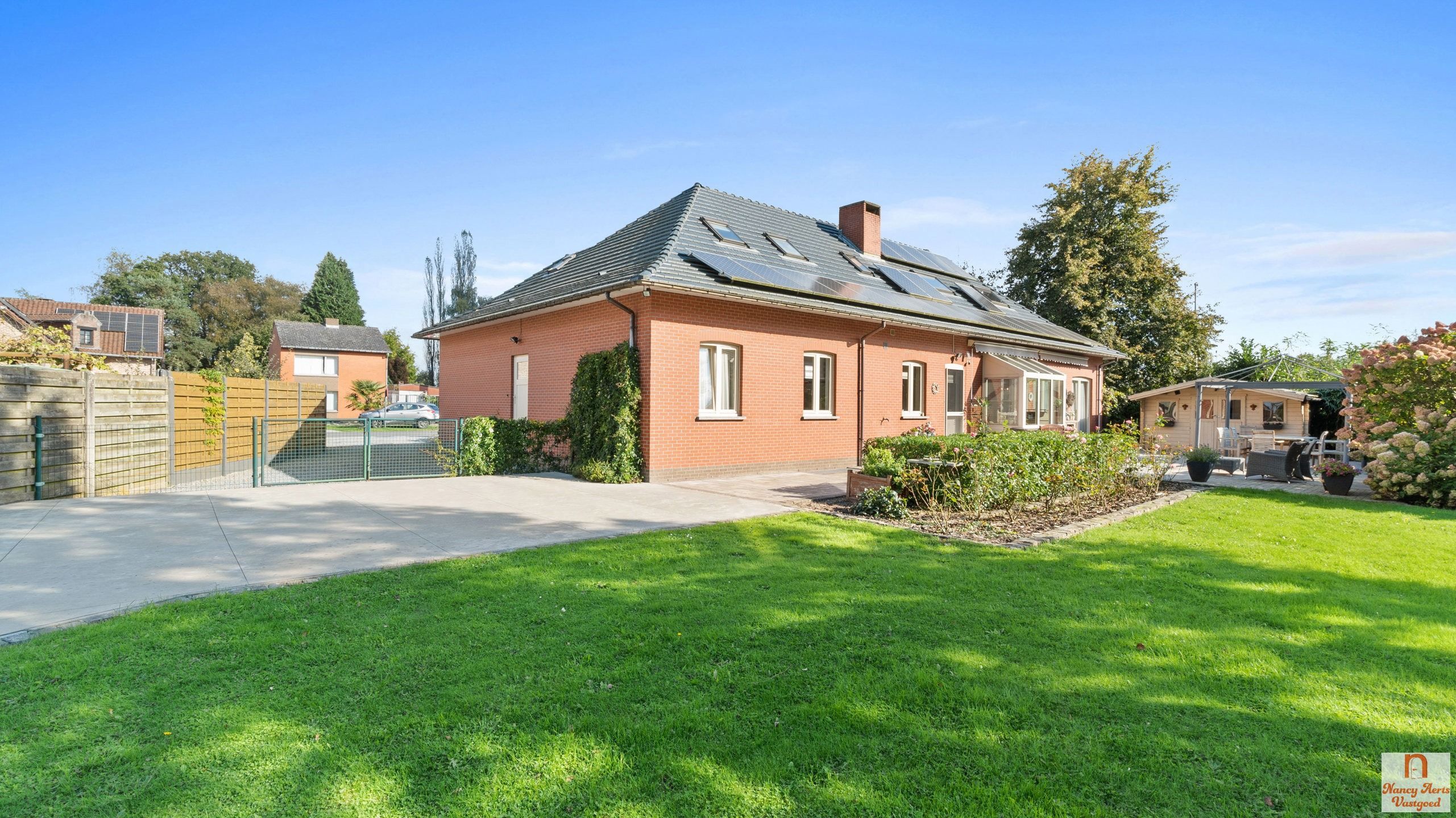 Stijlvolle villa met aparte loft, ideaal voor co-housing foto 24