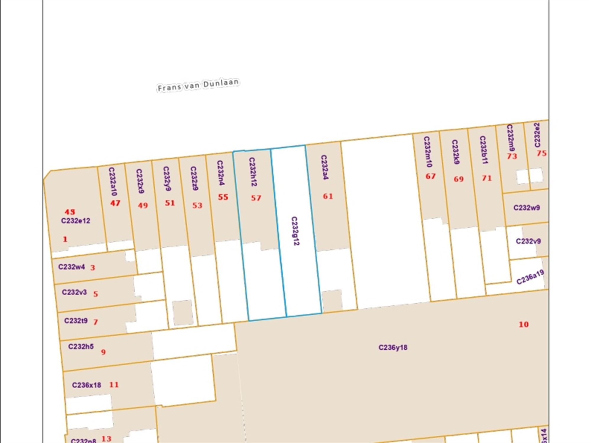 Bouwgrond met vergunning voor 3 appartementen foto {{pictureIndex}}