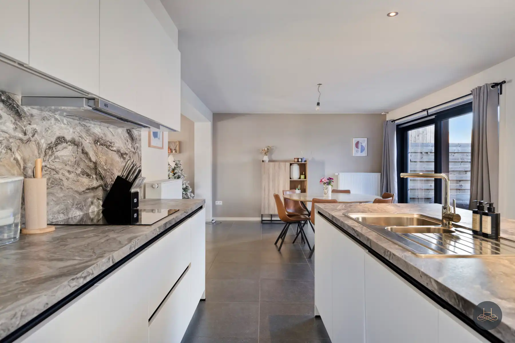 Recent gerenoveerde woning met 3 slaapkamers en ruime tuin foto 12