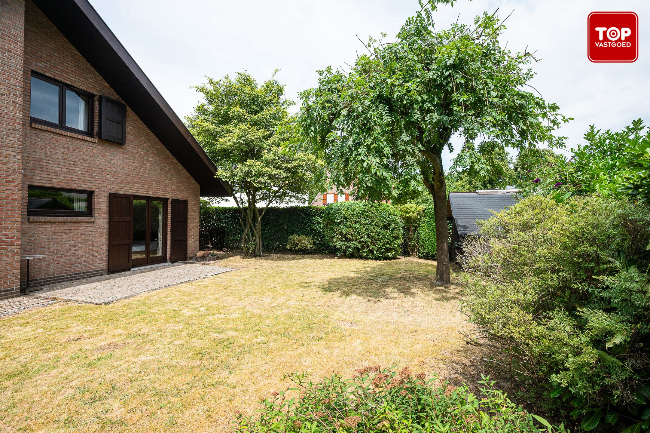 Alleenstaande villa met 4 slaapkamers in groene omgeving foto 7