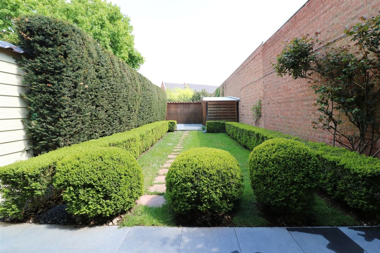 Charmevolle, vernieuwde woning met 3 slps en stadstuin foto 12