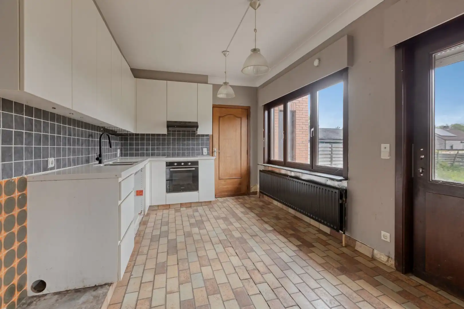 Te renoveren woning met 3 slpks op een zonnig perceel van 1.195 m² !  foto 11