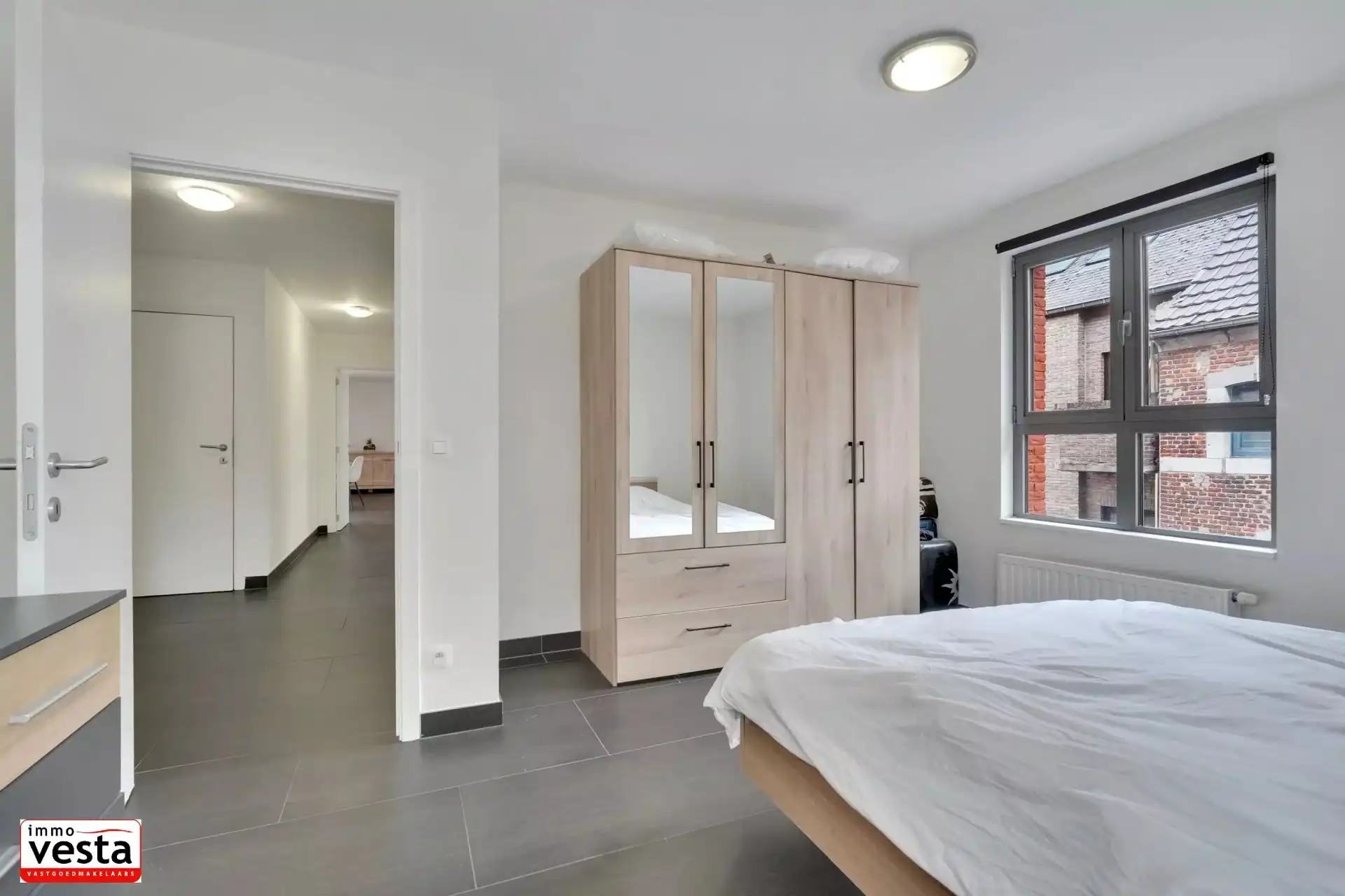 Modern appartement met 2 slaapkamers foto 8