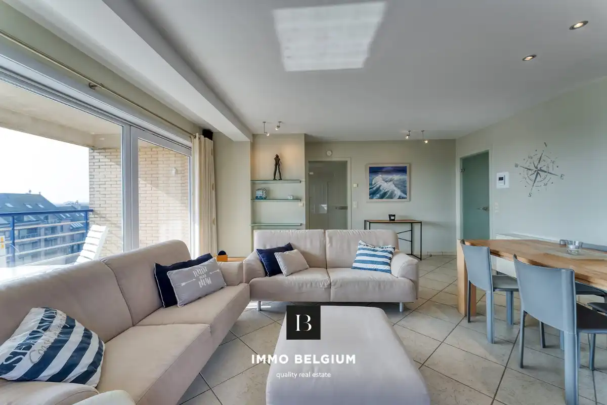 Appartement met ruim zonneterras en zijdelings zeezicht foto 11