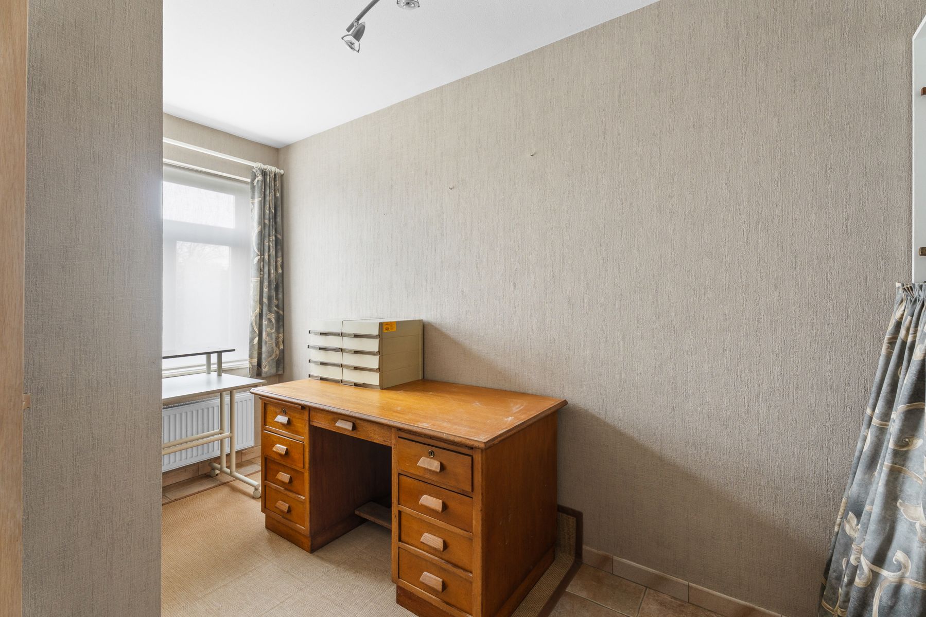 Unieke woning met een openzicht te Knesselare! foto 11