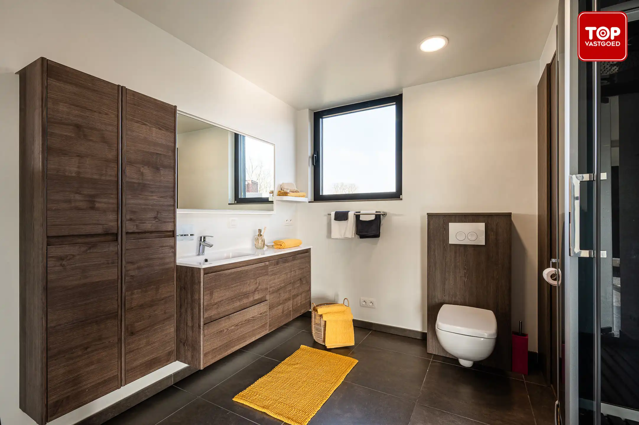 Energiezuinige en lichtrijke penthouse met 3 terrassen en prachtig uitzicht foto 15