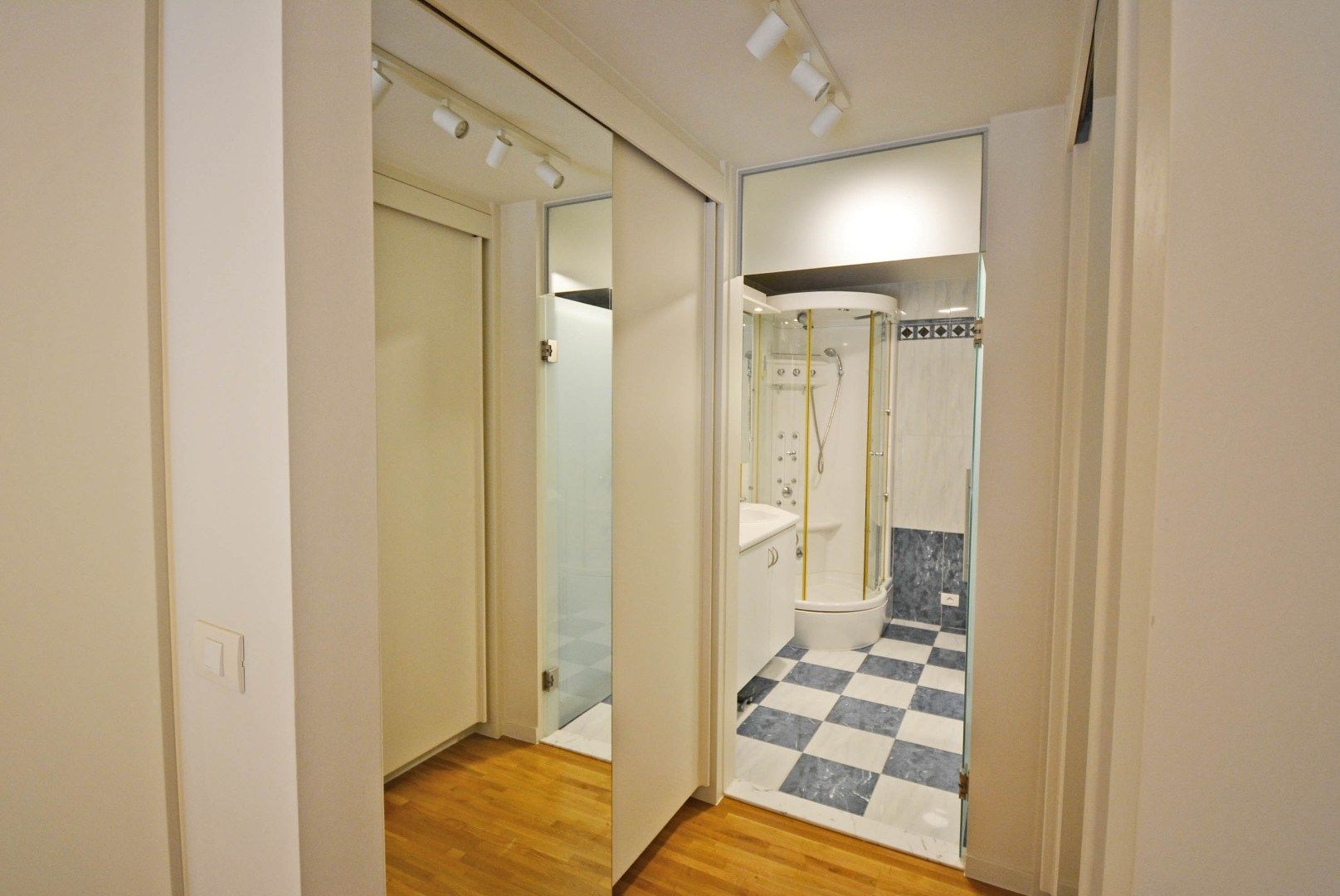Ruim en centraal gelegen appartement met 3 slaapkamers foto 11