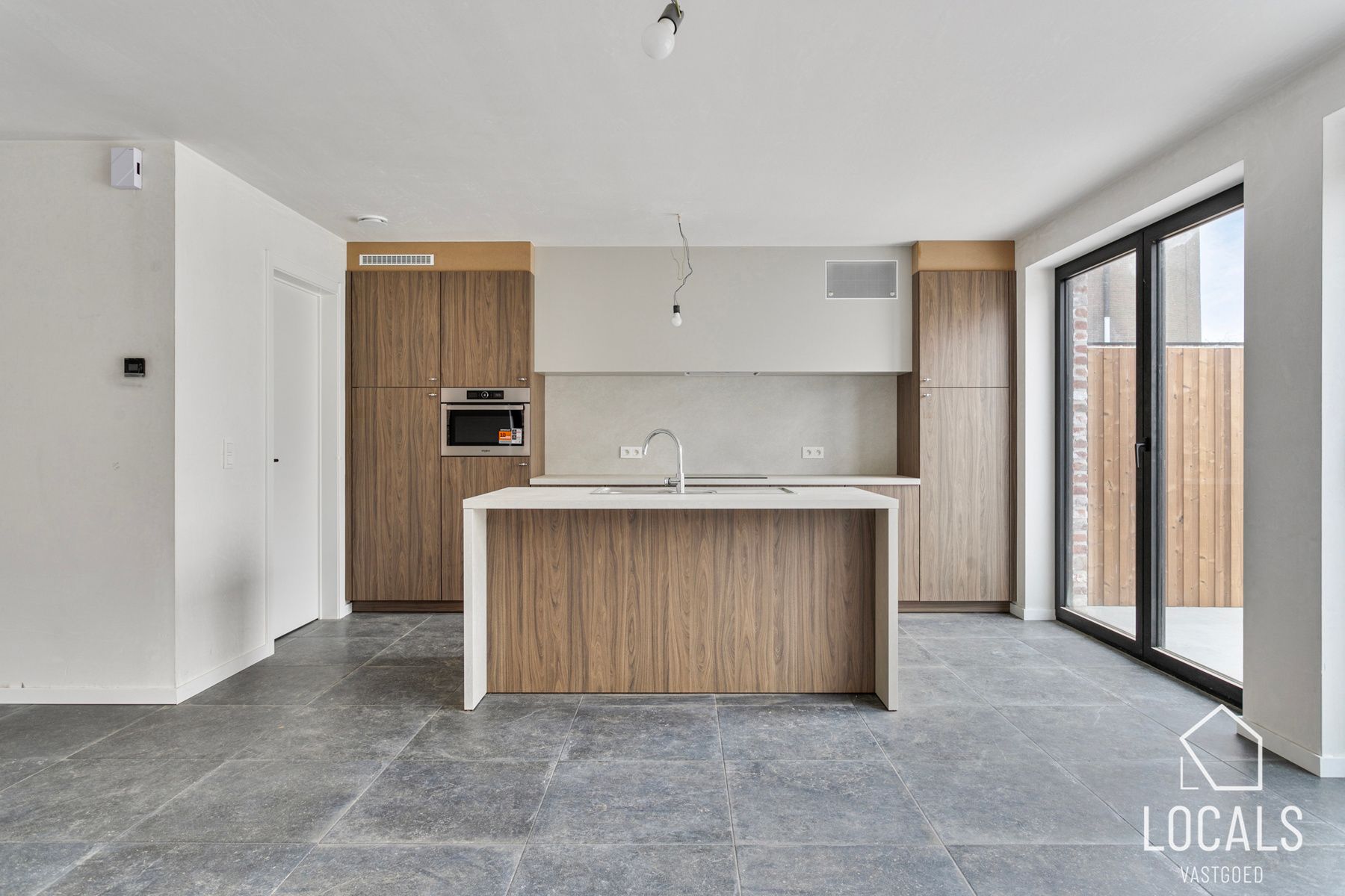 LAATSTE WONING - HOOGWAARDIG AFGEWERKT! foto 8