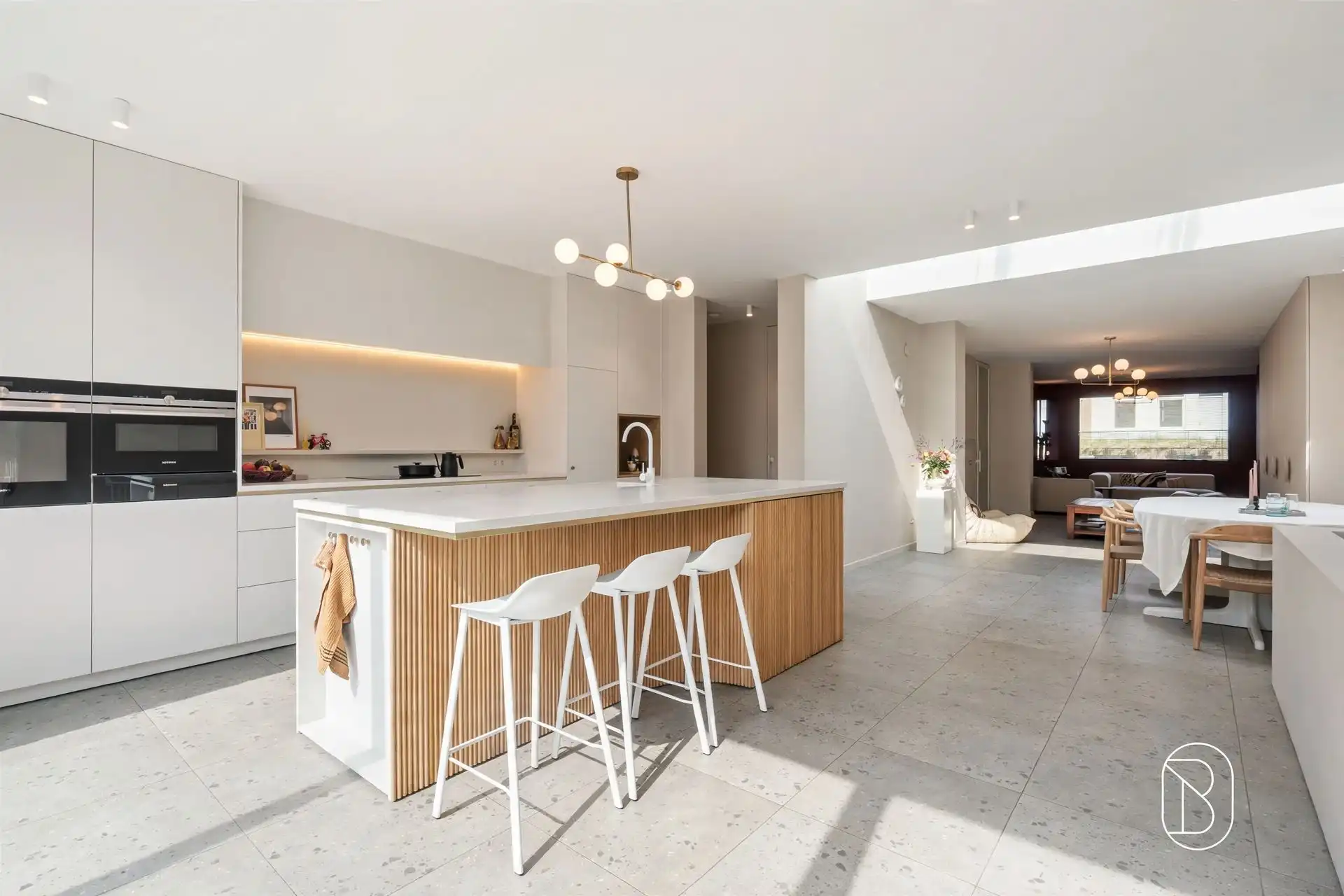 Gerenoveerde art-decowoning met 4 slpk,garage & ruime tuin  foto 17