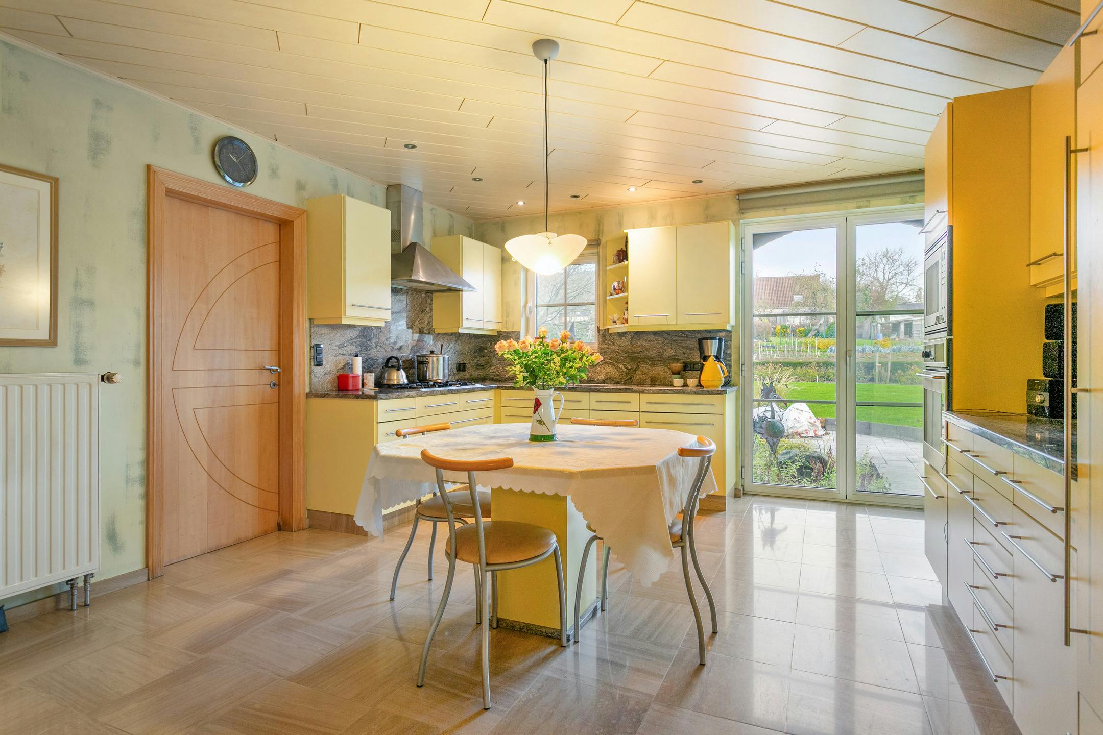 Alleenstaande villa met 3 slaapkamers in Ronse te koop foto 7