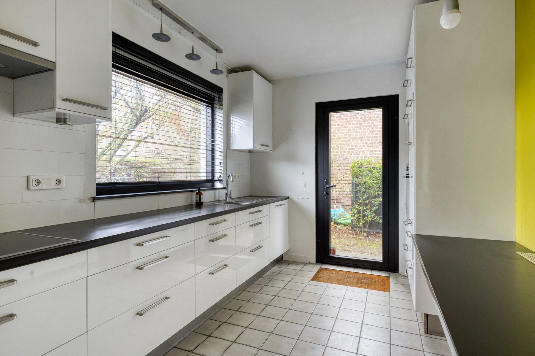 Rustig gelegen villa in het groen foto 7