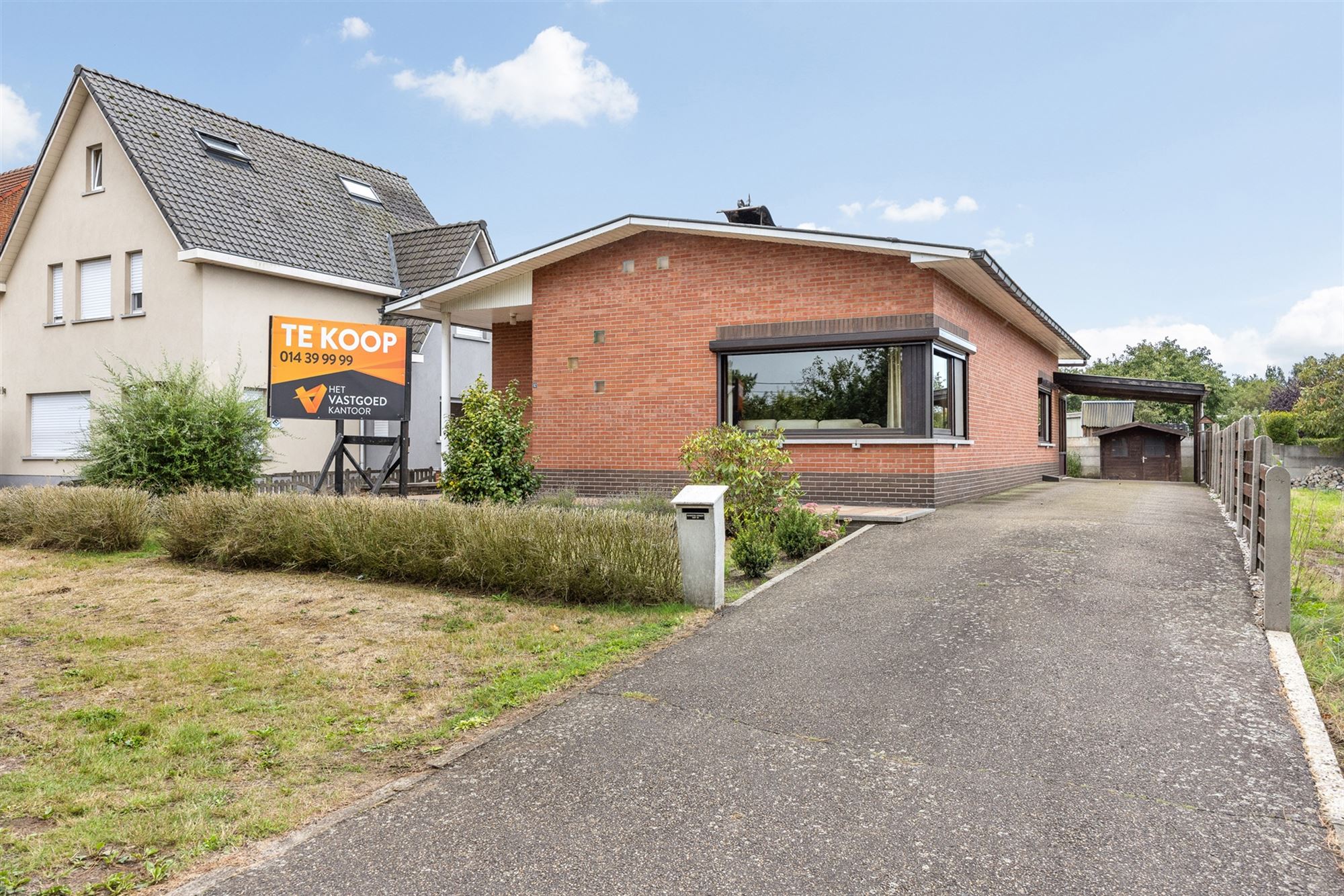 Hoofdfoto van de publicatie: PERFECT ONDERHOUDEN GELIJKVLOERSE WONING OP IDEALE LIGGING
