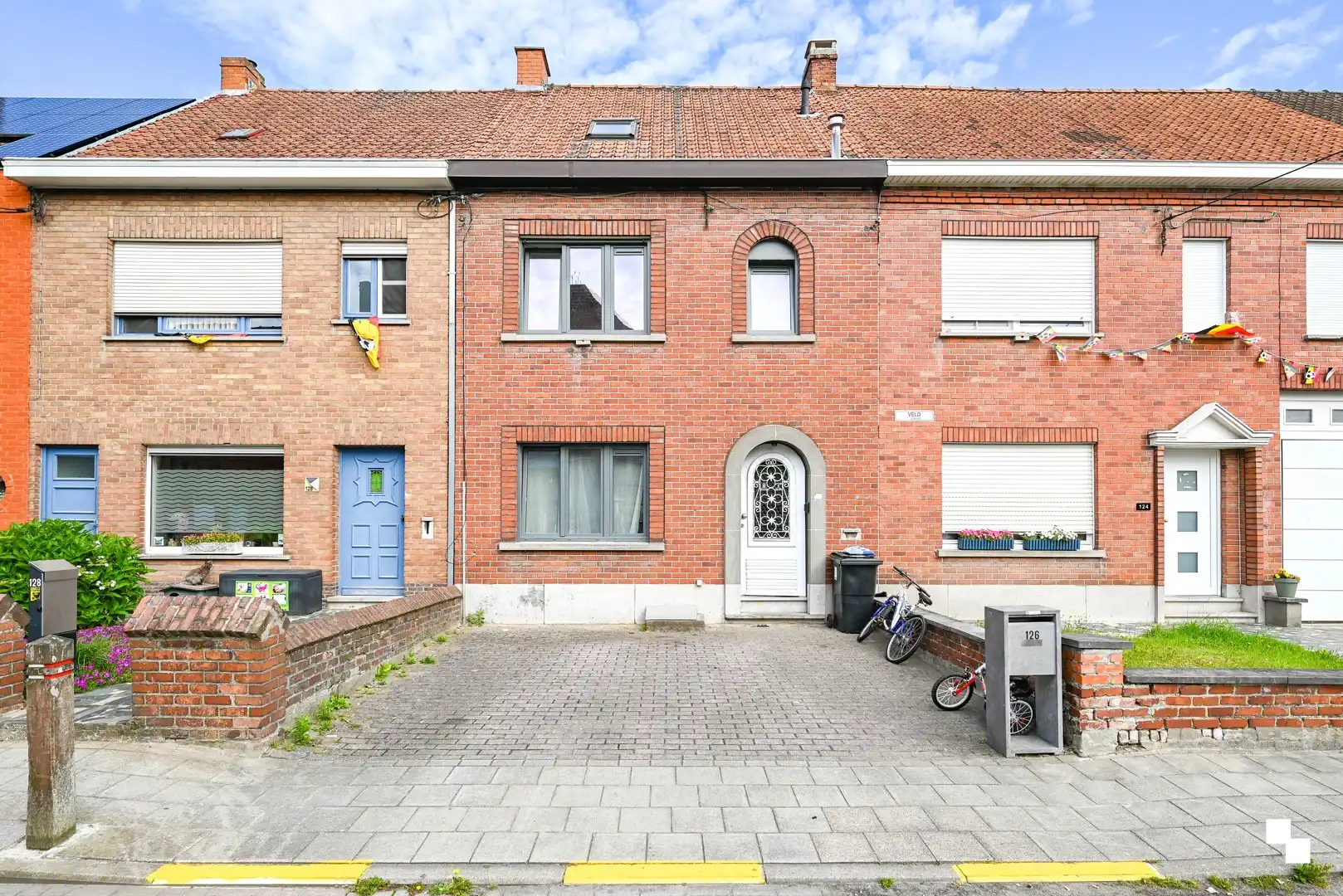 Op te frissen starterswoning in Harelbeke foto 21