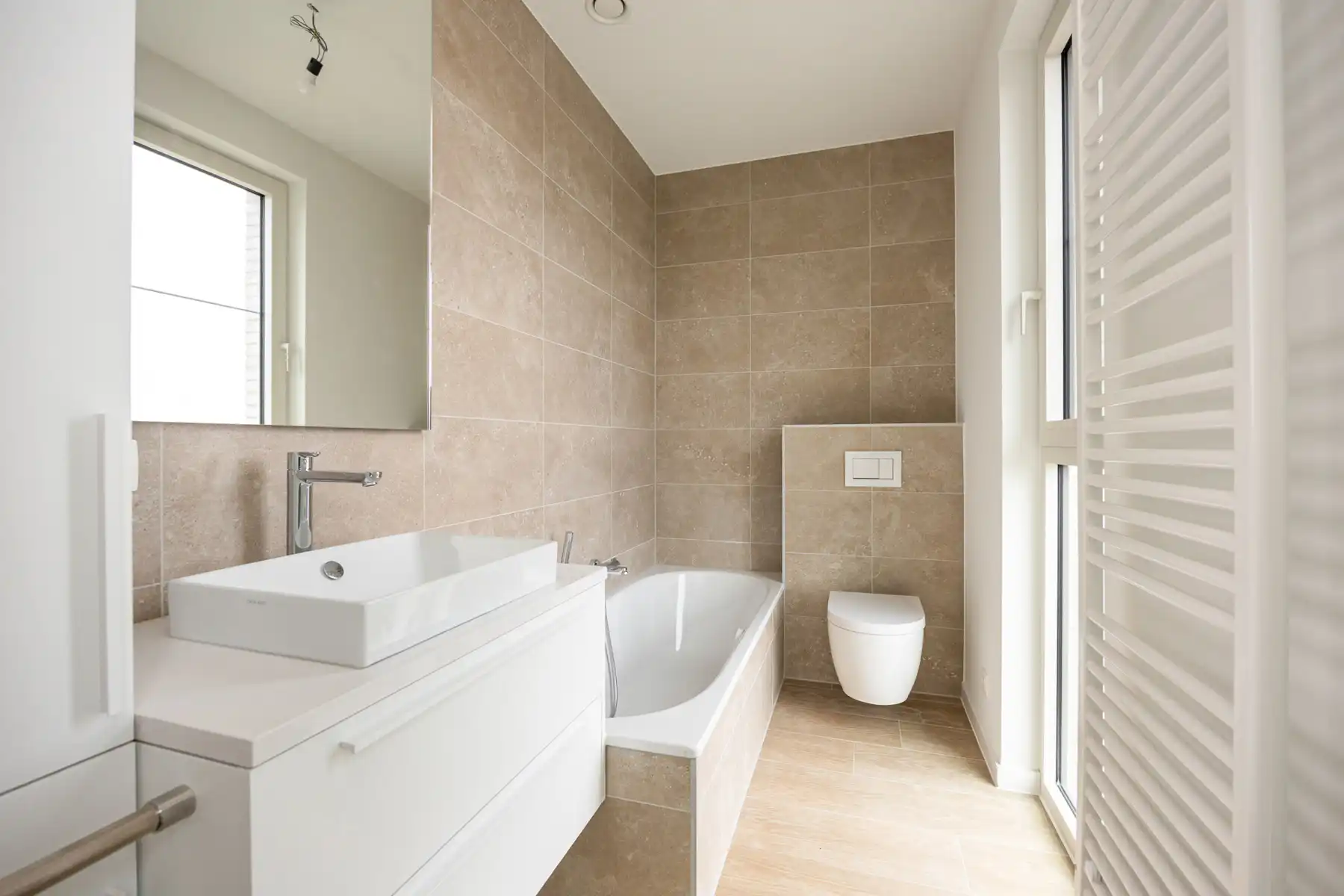 ENERGIEZUINIGE PENTHOUSE MET 2 RUIME TERRASSEN foto 9