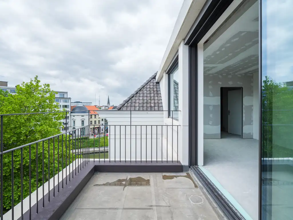 Wonen in grandeur aan de&nbsp;Coupure. &nbsp;Exclusief penthouse appartement (180&nbsp;m²) met twee terrassen aan de Coupure foto 2