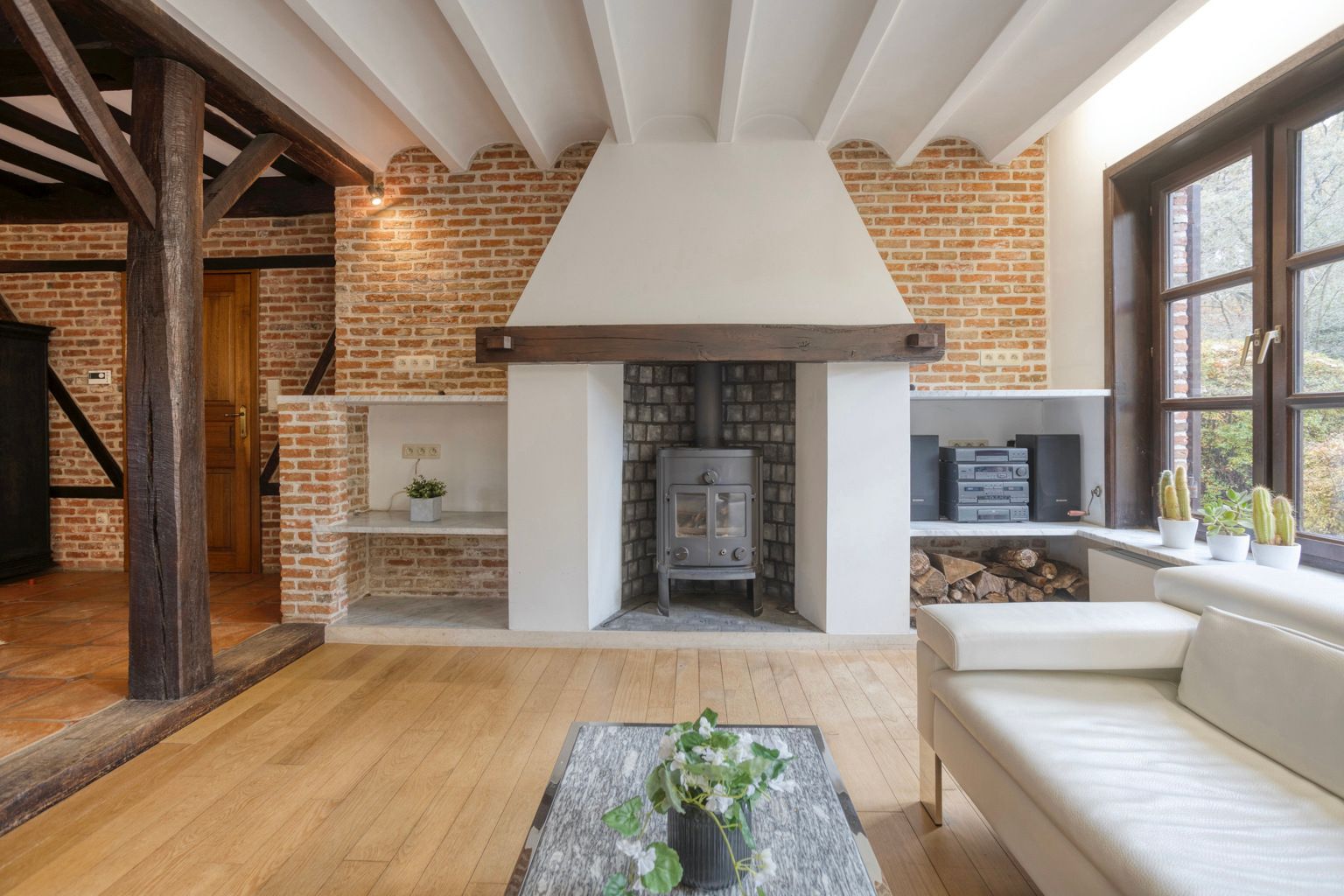 PRACHTIGE WOONST OP TOP LOCATIE TE LINDEN foto 2