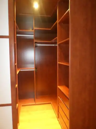 Roeselare-stadskern. Polyvalente BURGERWONING / HANDELSHUIS in 2 delen :  exclusief commercieel pand gelijkvloers met tuin en uniek triplex appartement met 2-3 slaapkamers. Verhuurd met mooi rendement ! foto 20